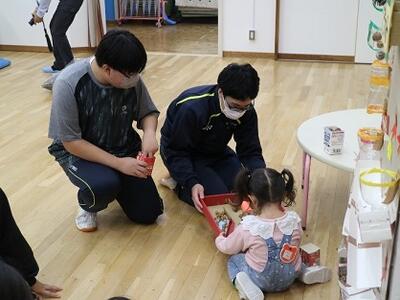 赤ちゃんふれあい体験２