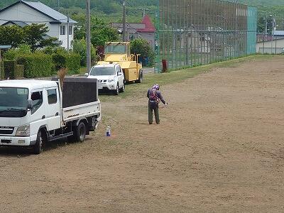 グラウンド整備①