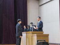 認証１