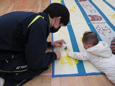 赤ちゃんふれあい体験②