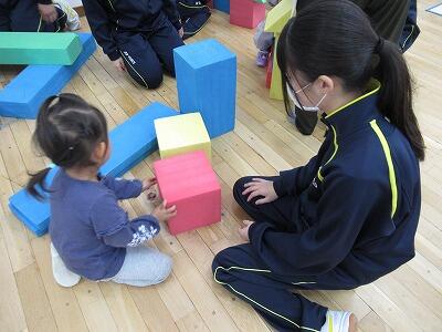 赤ちゃんふれあい体験③